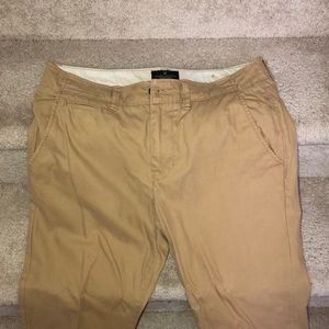 American Eagle Original Straight Khakis (32x30)